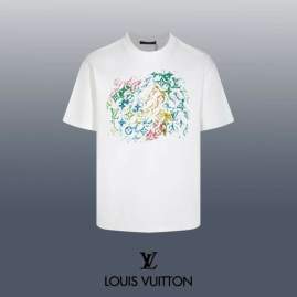 Picture of Louis Vuitton T Shirts Short _SKULVXS-Lsxtx017076